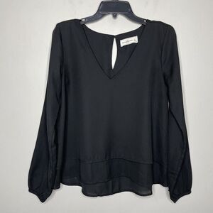 ABERCROMBIE & FITCH Top Womens Small Black V-Neck Popover Blouse Layered Relaxed